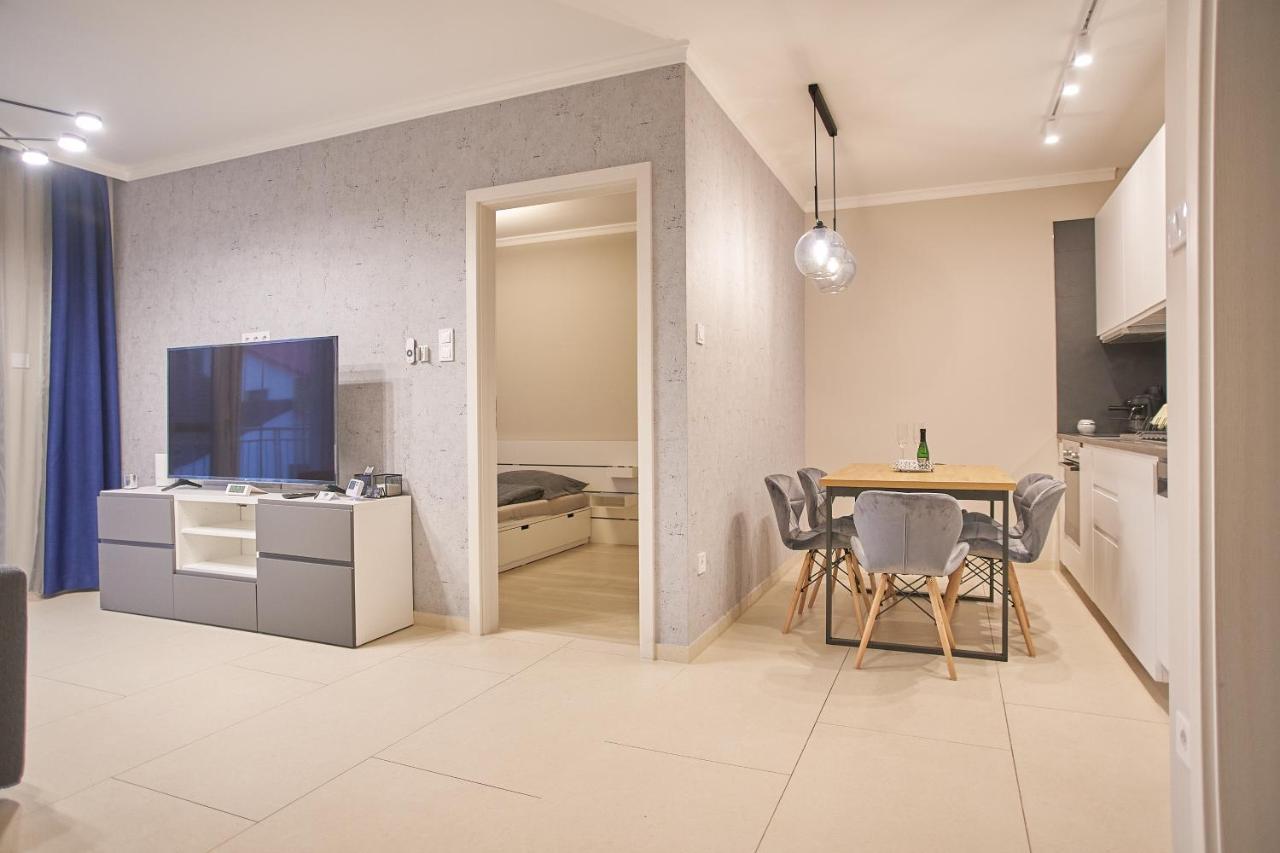 Sunlight Grey - Szeged Apartment Exterior photo